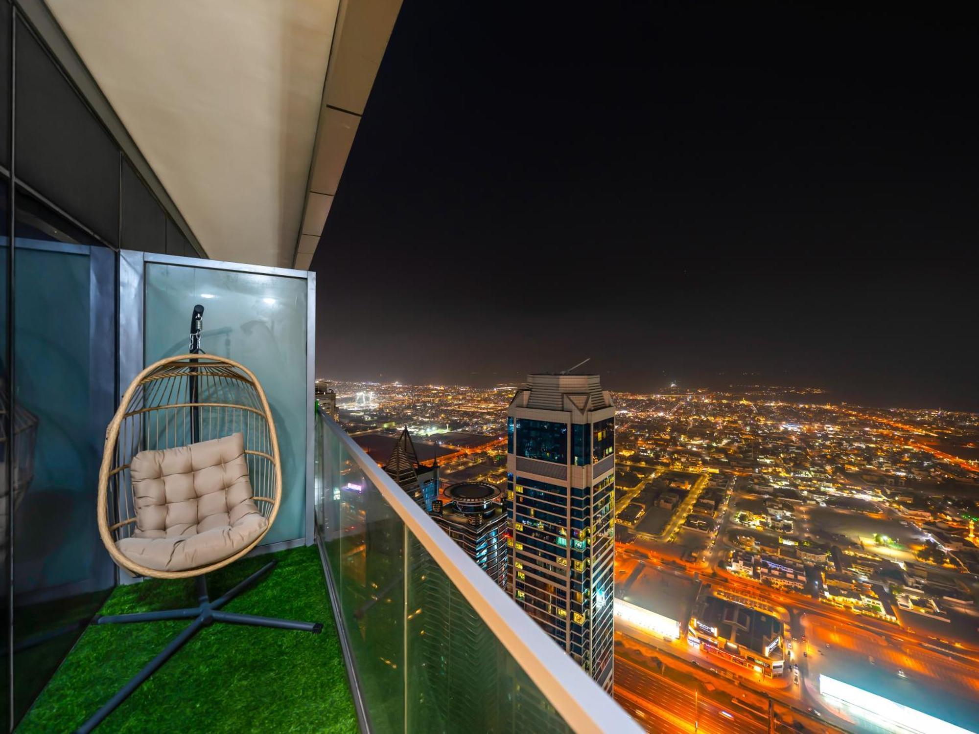 Paramount Midtown - Luxury By Dale Lee Apartment